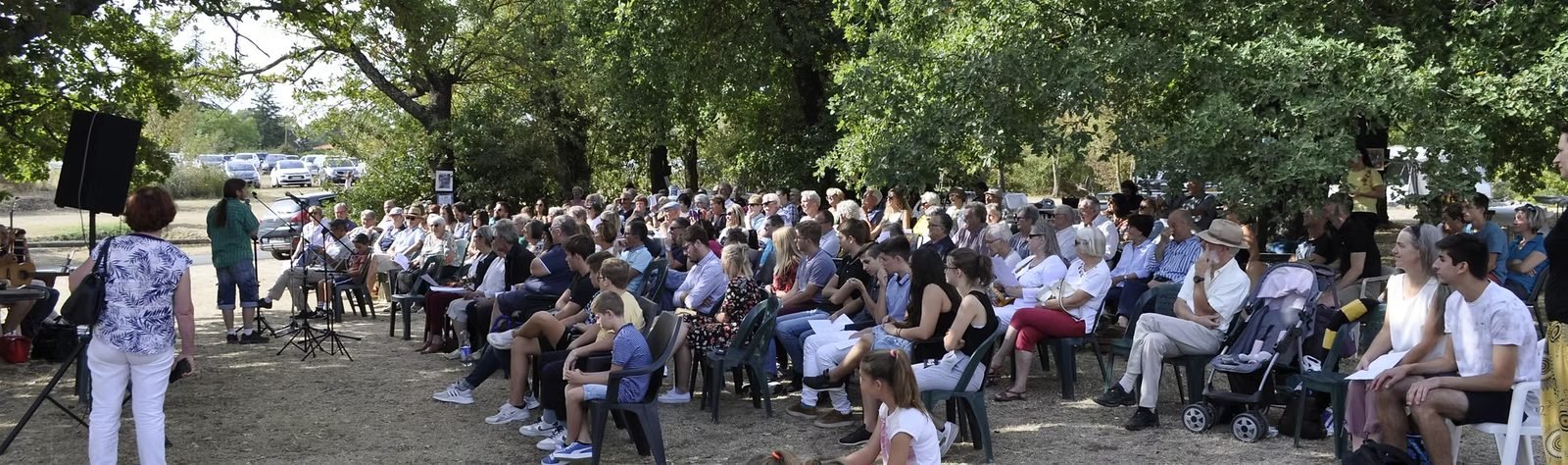Assemblée réunie en plein air